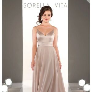 SORELLA VITA Taupe Satin V-Neck Strapless Illusion Gown